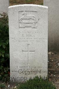 St. Sever Cemetery Extension Rouen - Jones, E