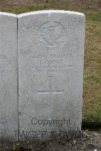 St. Sever Cemetery Extension Rouen - Jones, I