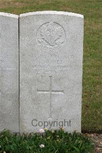 St. Sever Cemetery Extension Rouen - Jones, S