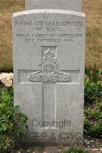 St. Sever Cemetery Extension Rouen - King, W