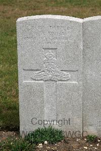 St. Sever Cemetery Extension Rouen - Knibb, F A