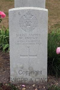St. Sever Cemetery Extension Rouen - Knight, W