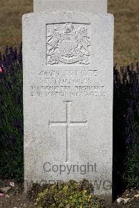 St. Sever Cemetery Extension Rouen - Knowles, Frank