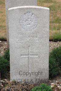 St. Sever Cemetery Extension Rouen - Lane, D N