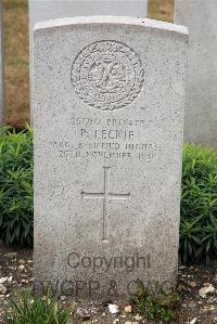 St. Sever Cemetery Extension Rouen - Leckie, P