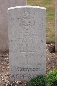 St. Sever Cemetery Extension Rouen - Lipscombe, James