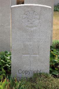 St. Sever Cemetery Extension Rouen - Littlewood, Frank