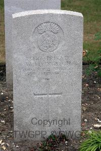 St. Sever Cemetery Extension Rouen - Livingston, W