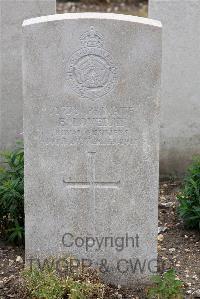 St. Sever Cemetery Extension Rouen - Loveday, E