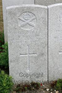 St. Sever Cemetery Extension Rouen - Lovell, A T