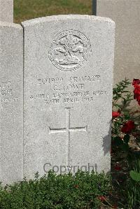 St. Sever Cemetery Extension Rouen - Lowe, G