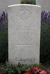 St. Sever Cemetery Extension Rouen - Lowndes, J