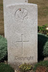 St. Sever Cemetery Extension Rouen - Lythgoe, E
