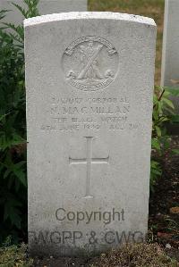 St. Sever Cemetery Extension Rouen - MacMillan, Neil