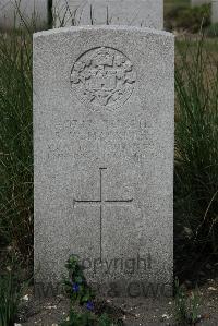 St. Sever Cemetery Extension Rouen - MacKness, Robert William