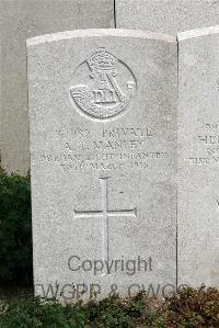 St. Sever Cemetery Extension Rouen - Manley, A T
