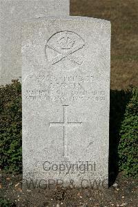 St. Sever Cemetery Extension Rouen - Marks, Jack
