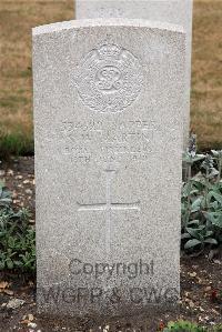 St. Sever Cemetery Extension Rouen - Martin, S W