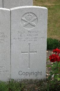 St. Sever Cemetery Extension Rouen - Mason, E L