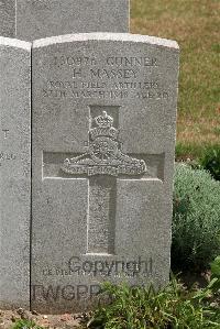 St. Sever Cemetery Extension Rouen - Massey, H
