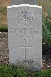 St. Sever Cemetery Extension Rouen - Maxfield, John Oliver