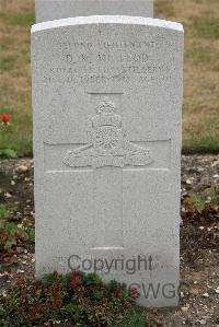 St. Sever Cemetery Extension Rouen - McLeod, Douglas Keith