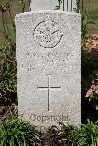 St. Sever Cemetery Extension Rouen - Meddings, Walter Joseph
