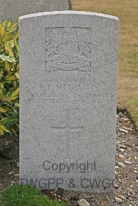 St. Sever Cemetery Extension Rouen - Metcalfe, Francis Edward