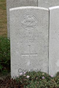 St. Sever Cemetery Extension Rouen - Moncrieff, James