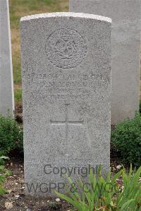 St. Sever Cemetery Extension Rouen - Moncur, D M