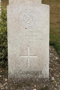 St. Sever Cemetery Extension Rouen - Moodie, D
