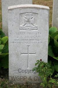 St. Sever Cemetery Extension Rouen - Morgan, Raymond Cecil