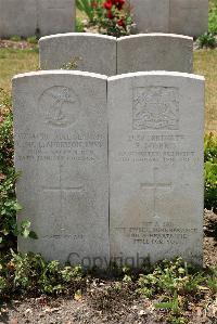 St. Sever Cemetery Extension Rouen - Morris, Patrick