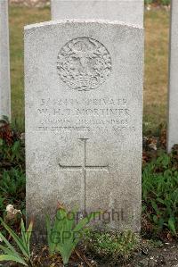 St. Sever Cemetery Extension Rouen - Mortimer, W H T