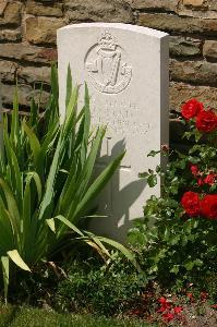 Templeux-Le-Guerard British Cemetery - Condon, J