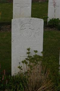 Templeux-Le-Guerard British Cemetery - Curtin, J