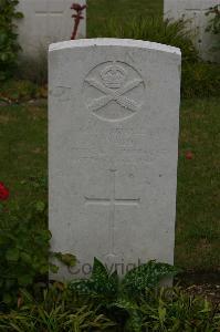 Templeux-Le-Guerard British Cemetery - Daly, J