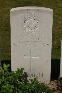 Templeux-Le-Guerard British Cemetery - Dance, James Albert