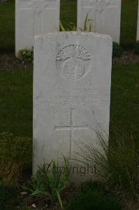 Templeux-Le-Guerard British Cemetery - Davies, Owen