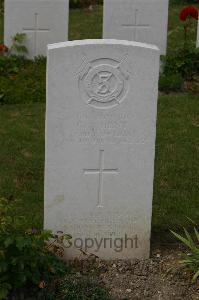 Templeux-Le-Guerard British Cemetery - Dent, George Alfred