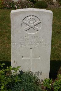 Templeux-Le-Guerard British Cemetery - Emmerson, Fred