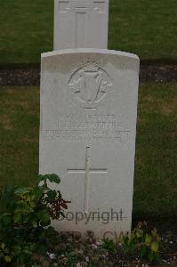 Templeux-Le-Guerard British Cemetery - Fitzpatrick, M