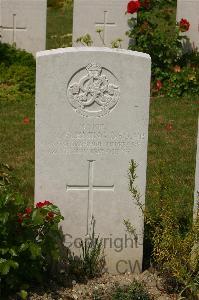 Templeux-Le-Guerard British Cemetery - Fleming, Valentine