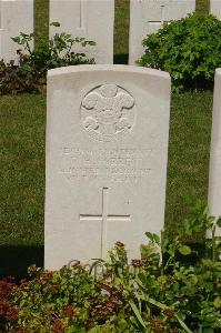 Templeux-Le-Guerard British Cemetery - Forrest, P H