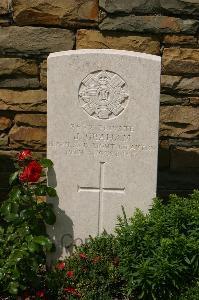 Templeux-Le-Guerard British Cemetery - Graham, J