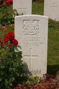 Templeux-Le-Guerard British Cemetery - Harrison, T
