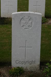 Templeux-Le-Guerard British Cemetery - Hatchard, F G
