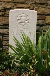 Templeux-Le-Guerard British Cemetery - Heath, W