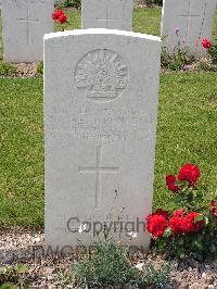 Templeux-Le-Guerard British Cemetery - Henderson, Robert Oswald