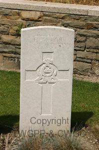 Templeux-Le-Guerard British Cemetery - Howarth, F